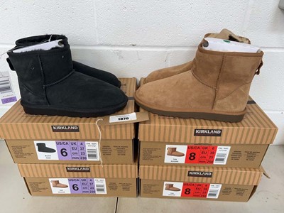 Lot 1870 - x4 boxed pairs of Kirkland shearling boots -...