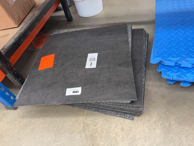 Lot 4667 - Small quantity of blue and grey fleck carpet