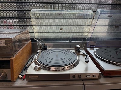 Lot 2537 - Sony PS212A turn table