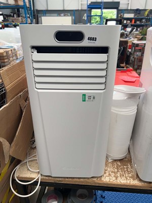 Lot 4683 - Meaco air conditioner with pipe
