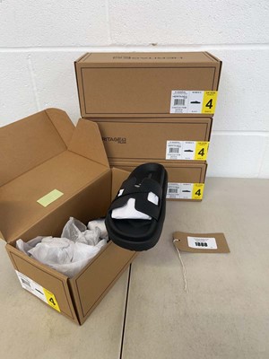 Lot 1888 - x4 boxed pairs of Pajar heritage 64 leather...