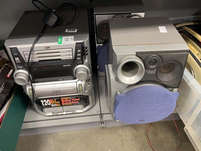 Lot 2545 - JVC compact component system MXJ550R with 2...