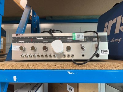 Lot 2548 - Leak D75 receiver