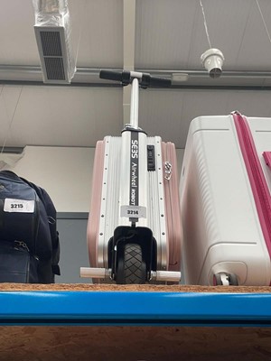 Lot 3214 - Air wheel robot suitcase