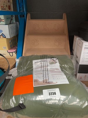 Lot 3238 - Activity gym