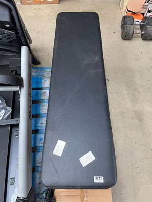 Lot 3281 - Weight bench