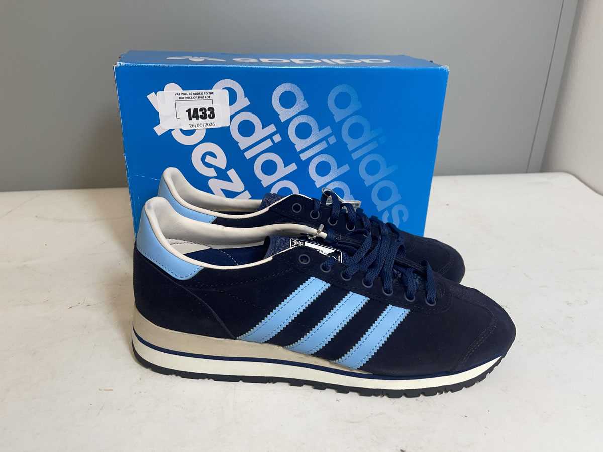 Lot Adidas UK8.5 NG marathon spezial trainers in...