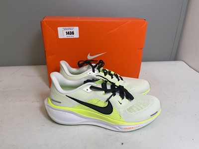 Lot Nike UK9 air zoom pegasus 41 trainers in white...