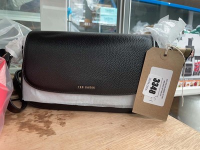 Lot 3348 - Ted Baker bag