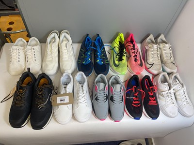 Lot 10x Pairs of trainers to include Vans, DeWalt,...