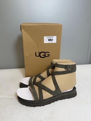 Lot Ugg UK5 goldengaze embossed ankle wrap sandals...
