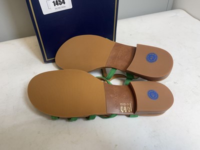 Lot Fairfax & Favor UK7 st ives clover green suede...