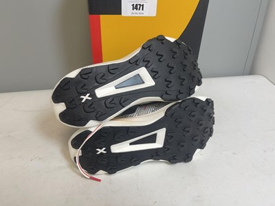Lot La Sportiva EU42 prodigio pro trainers in...