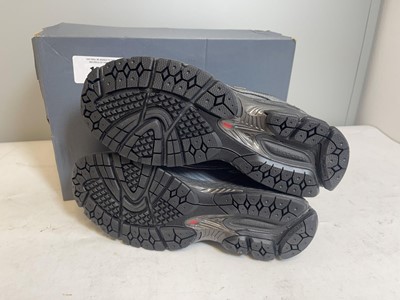 Lot New Balance UK8.5 1906R trainers in grey - boxed