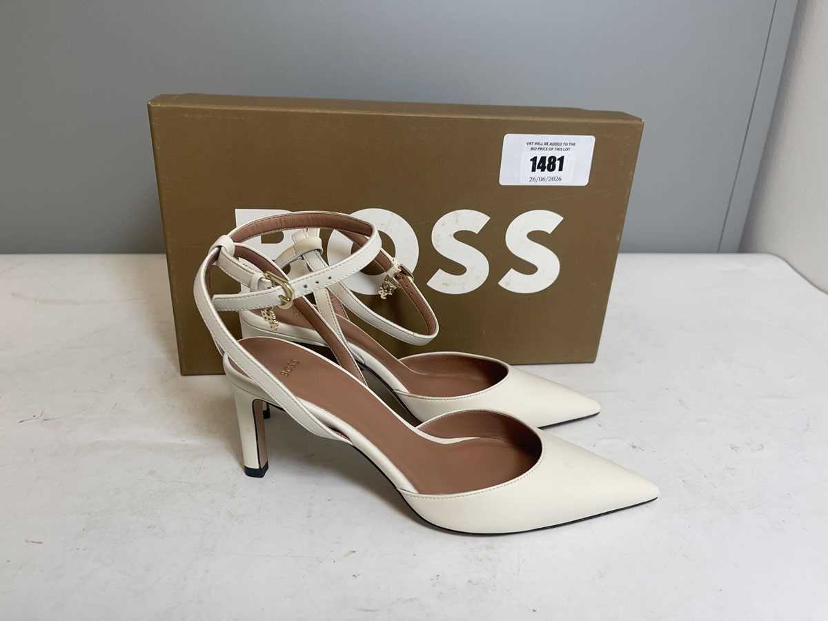 Lot Boss UK2 janet slingback in open white - boxed