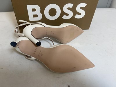 Lot Boss UK2 janet slingback in open white - boxed
