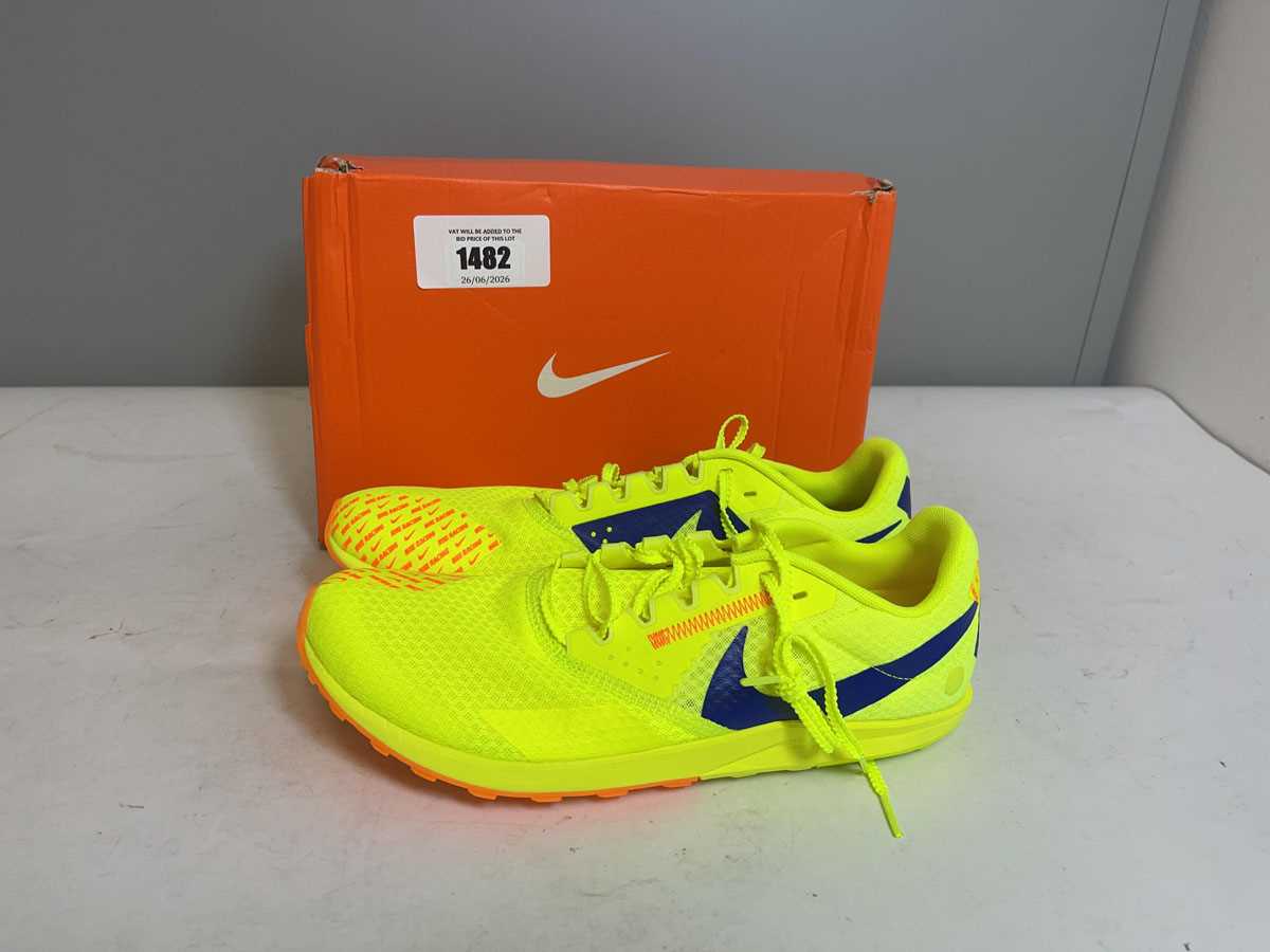 Lot Nike UK8 zoom rival XC 6 trainers in volt - boxed
