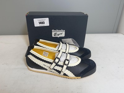 Lot Onitsuka Tiger UK4.5 mexico 66 TGRS shoes in...