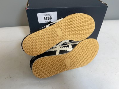 Lot Onitsuka Tiger UK4.5 mexico 66 TGRS shoes in...