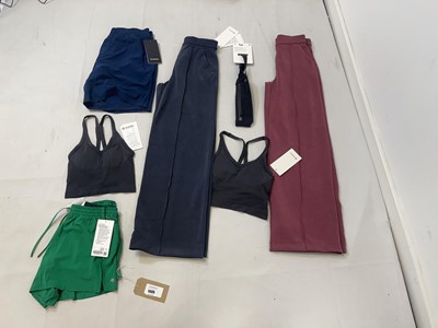 Lot Lulu Lemon sportswear