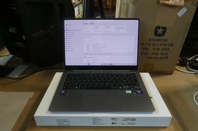 Lot 1186 - Samsung Galaxy Book5 Pro NP944XHA laptop,...