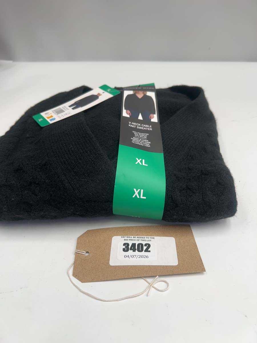 Lot 3402 - 14x black Andrew Marc jumpers