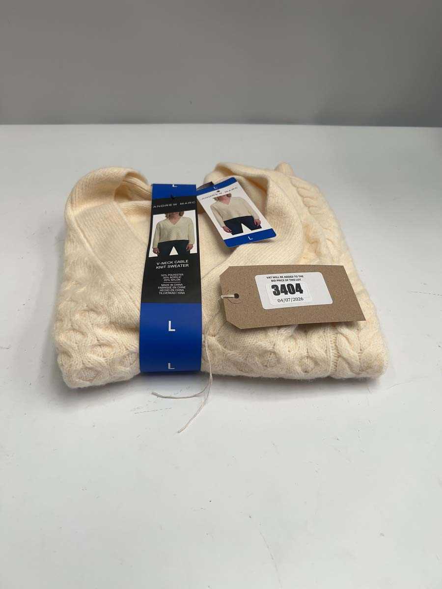 Lot 3404 - 14x cream Andrew Marc jumpers