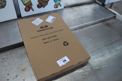 Lot 278 - Aluminium pizza peel with a wooden handle, boxed