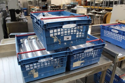 Lot 280 - 3x plastic stacking crates containing pints...