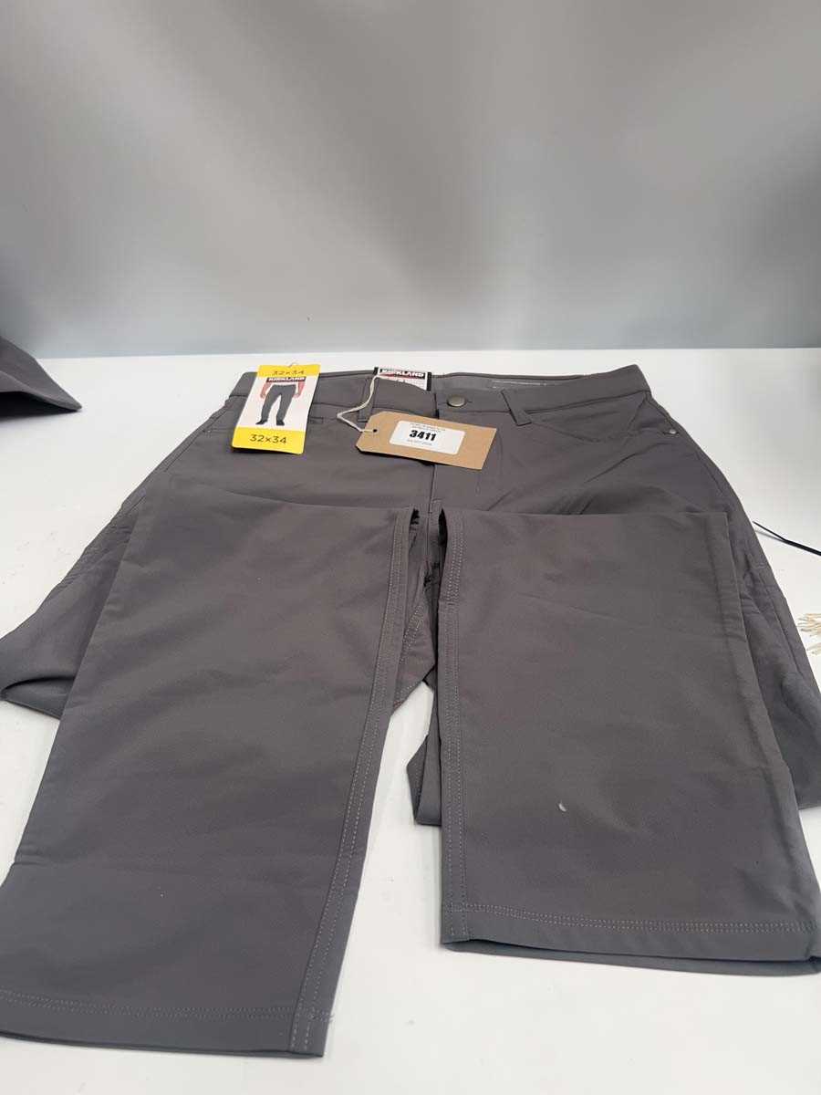 Lot 3411 - 15x grey Kirkland men's trousers