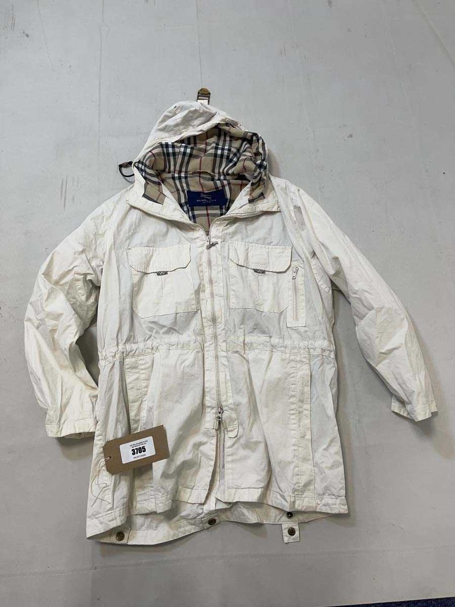 Lot 3705 - Burberry London lightweight jacket in white...
