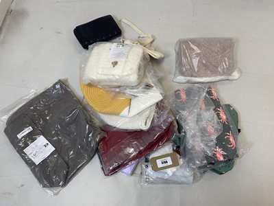 Lot 3706 - Various bags