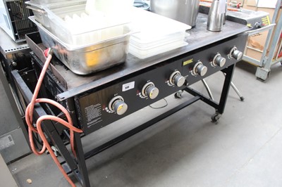 Lot 500 - 130cm LPG buffalo 6-burner flat top griddle...