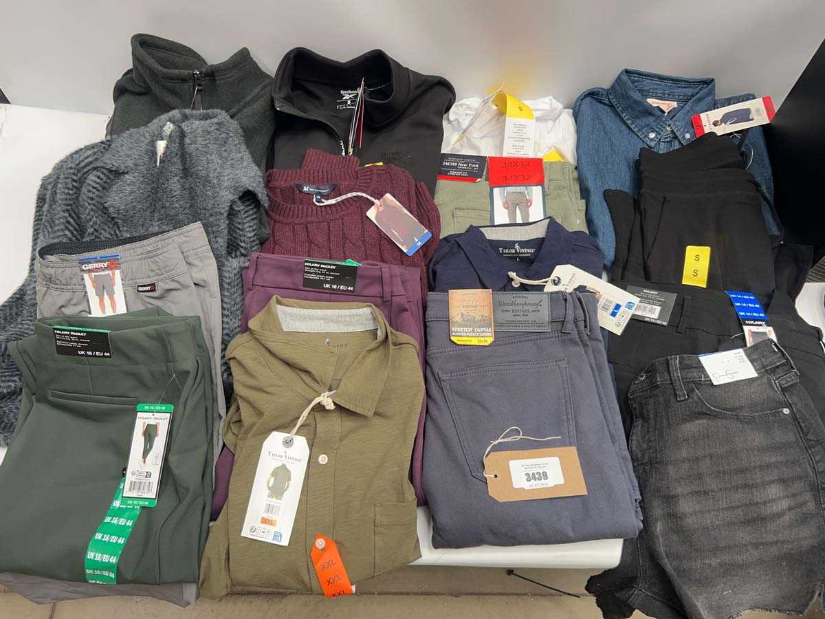 Lot 3439 - 16x adults clothing Crew Clothing, Reebok,...
