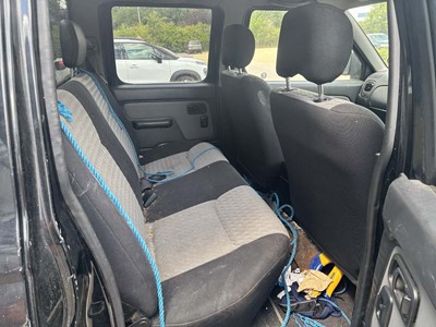 Lot (WU05 TLV) 2005 Nissan Navara Sport DI SWB...