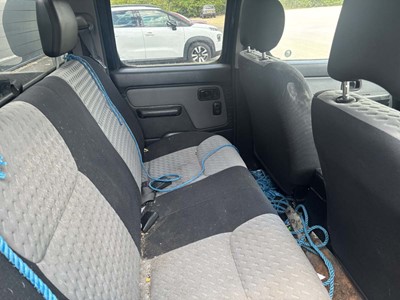 Lot (WU05 TLV) 2005 Nissan Navara Sport DI SWB...