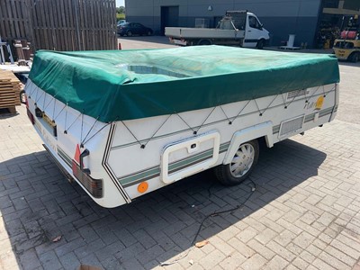 Lot 4295 - Pennine Pullman 535 SE single-axle caravan...