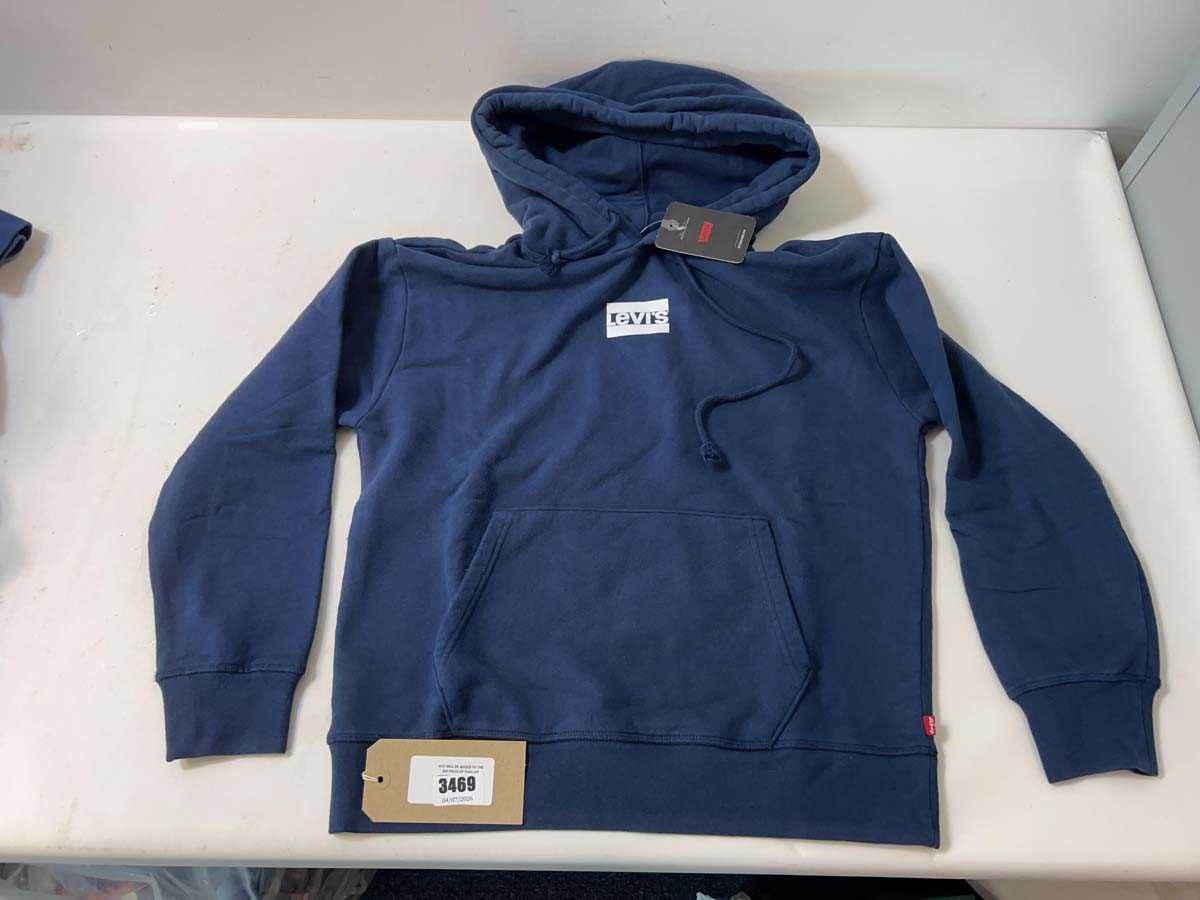 Lot 3469 - 10x Levi's navy logo hoodies