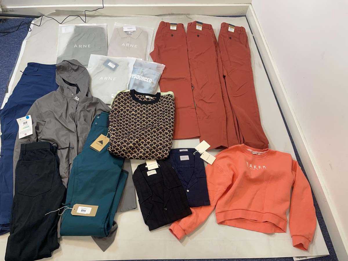Lot 3711 - Clothing to include Ted Baker, Charles...