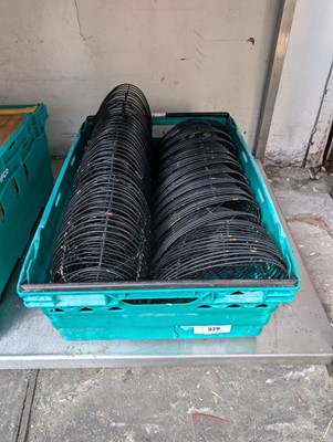 Lot 611 - Tray of wire baskets