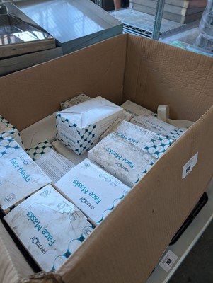 Lot 754 - Box of facemasks
