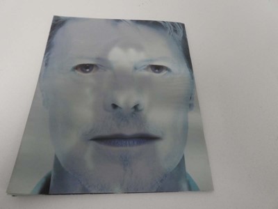 Lot David Bowie Outside Tour 1995 program and 3...