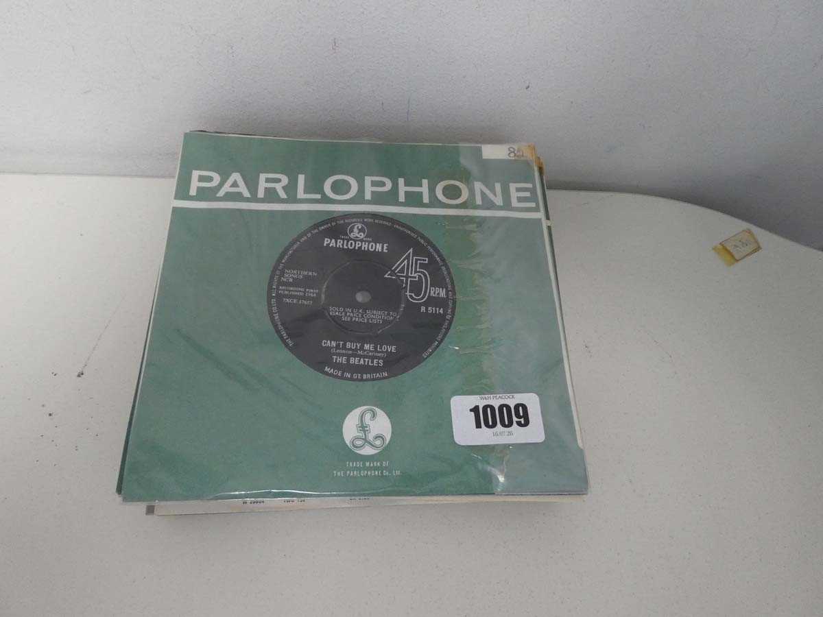 Lot 15 Beatles singles incl. Twist & Shout, Can't...