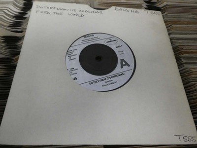 Lot Box of 7" singles incl. Smokey, Sylvester,...