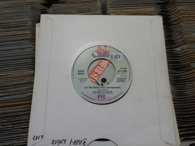 Lot Large box of 7" singles incl. Nik Kershaw,...