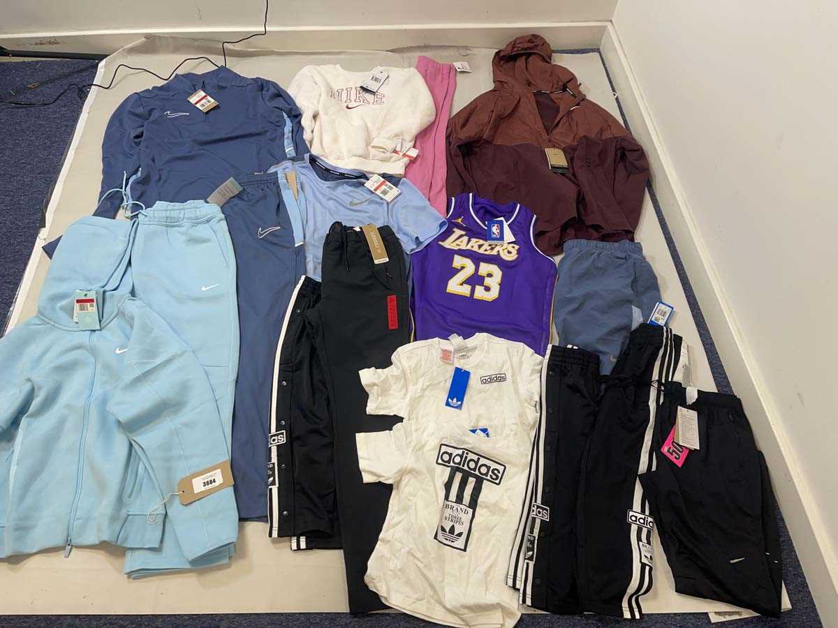 Lot 3684 - Adidas & Nike sportswear