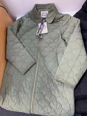 Lot 3497 - 3x Hunter quilted longline jackets