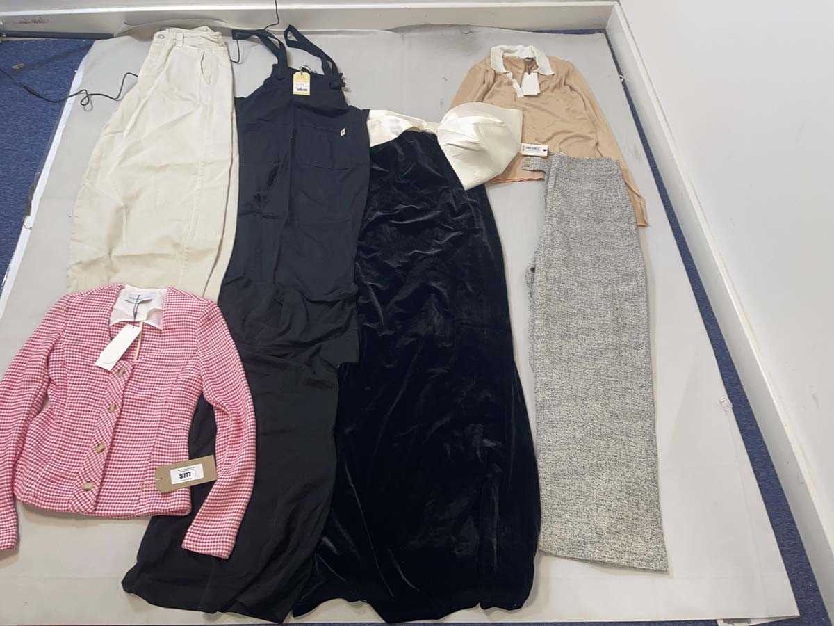 Lot 3777 - Clothing to include Club London, US Polo Assn,...