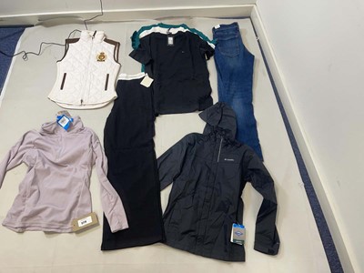 Lot 3778 - Clothing to include Ralph Lauren, Tommy...