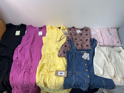 Lot 3833 - Ladies clothing Nobody's Child, Hollister